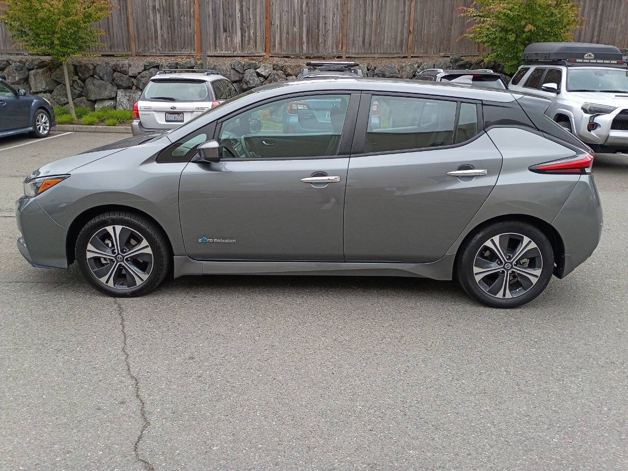 Used 2019 Nissan Leaf SV Plus w/ SV All Weather Package FWD image 6