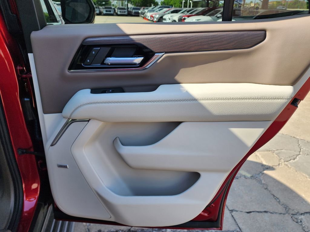 New 2026 GMC Yukon Denali w/ Denali Reserve Package AWD/4WD image 49