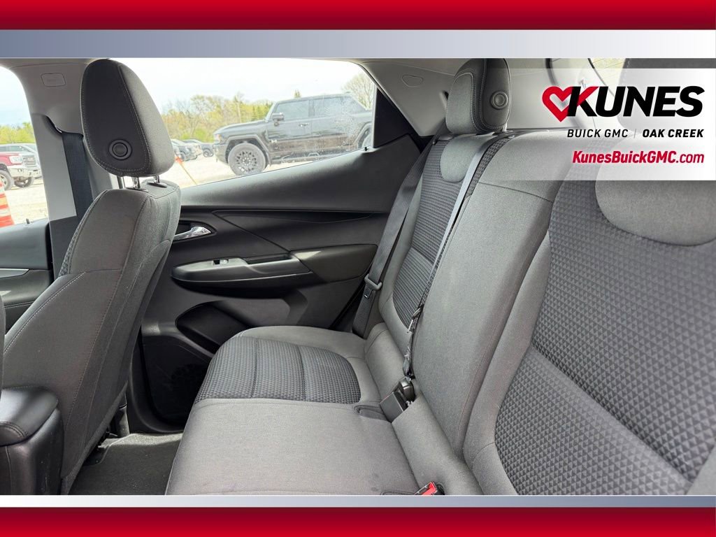 Used 2023 Chevrolet Bolt LT w/ Driver Confidence Package FWD image 9
