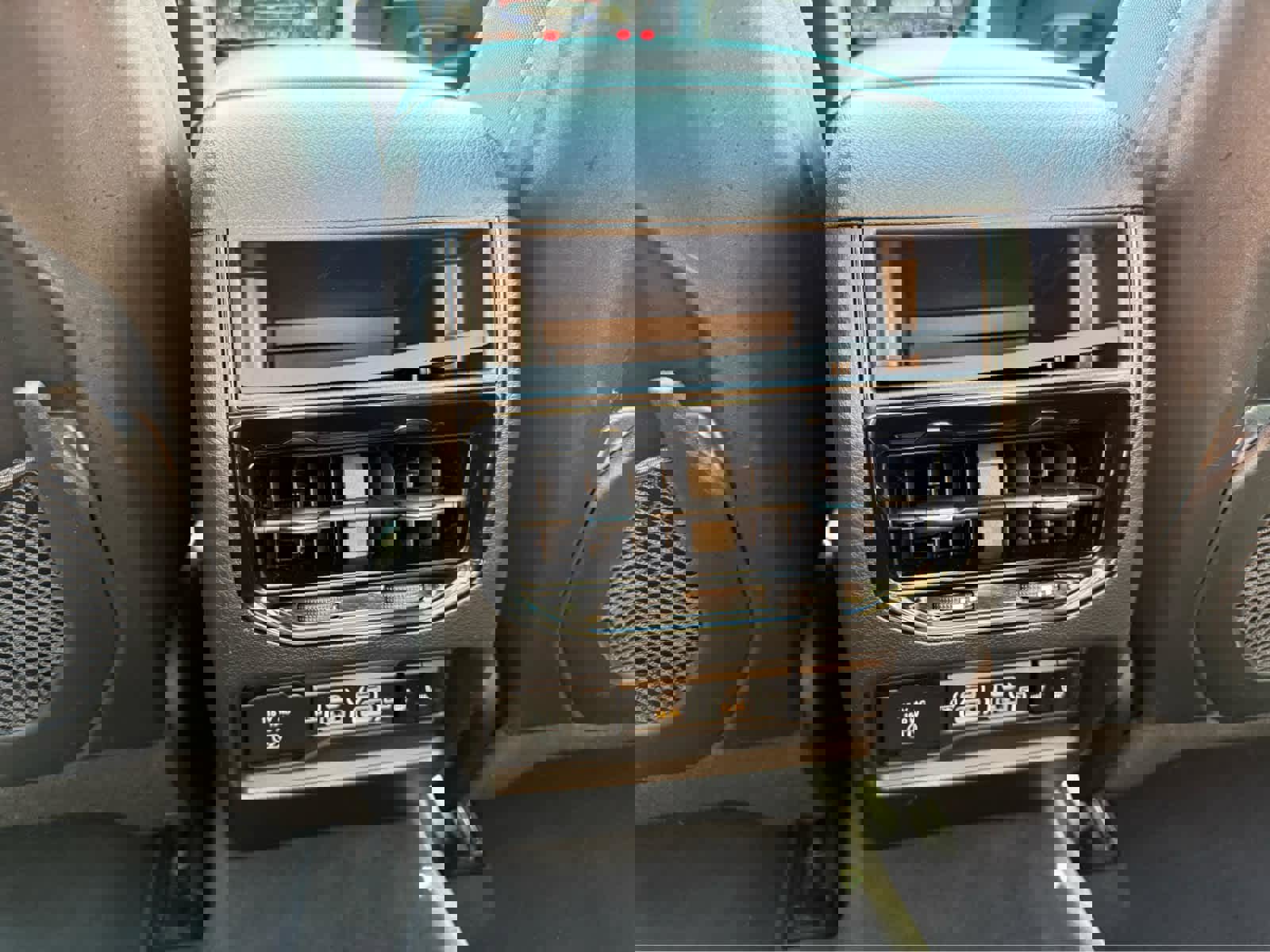 Used 2023 Jeep Grand Cherokee 4WD 4xe image 25