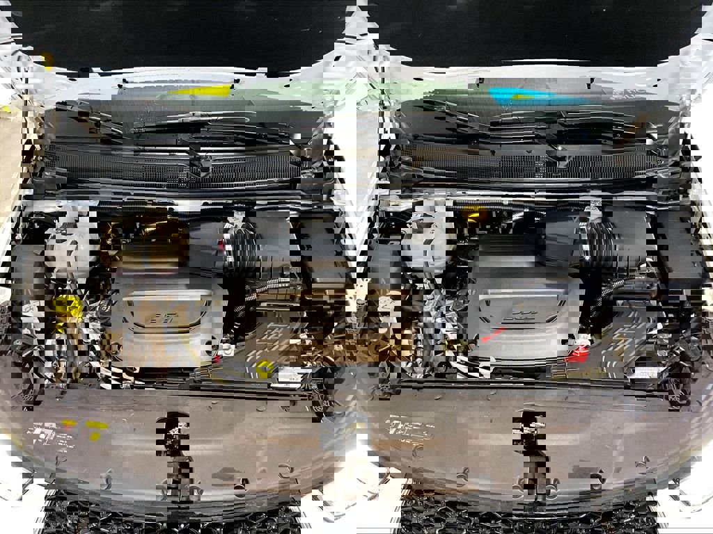 Used 2023 Chrysler Pacifica Touring-L image 30