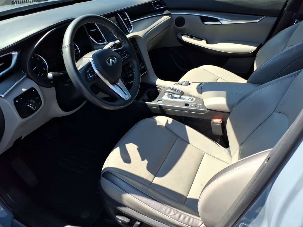 Used 2023 INFINITI QX50 Luxe AWD/4WD image 14