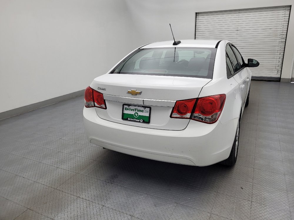 Used 2015 Chevrolet Cruze LS FWD image 7