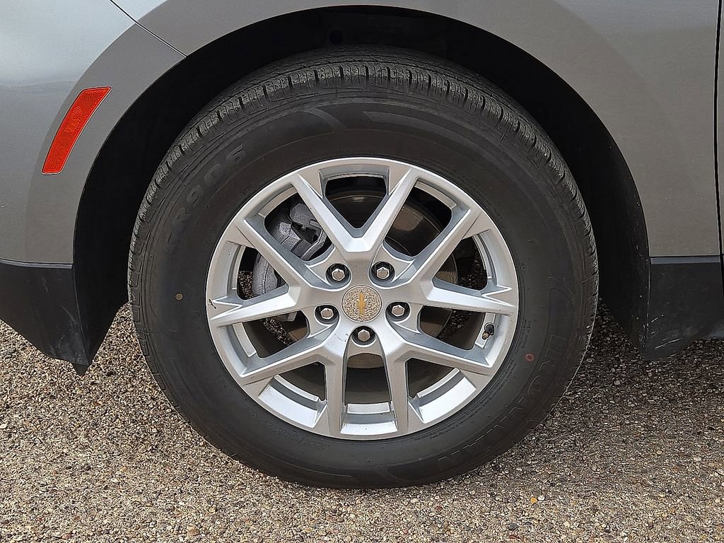 Used 2024 Chevrolet Equinox LT image 11