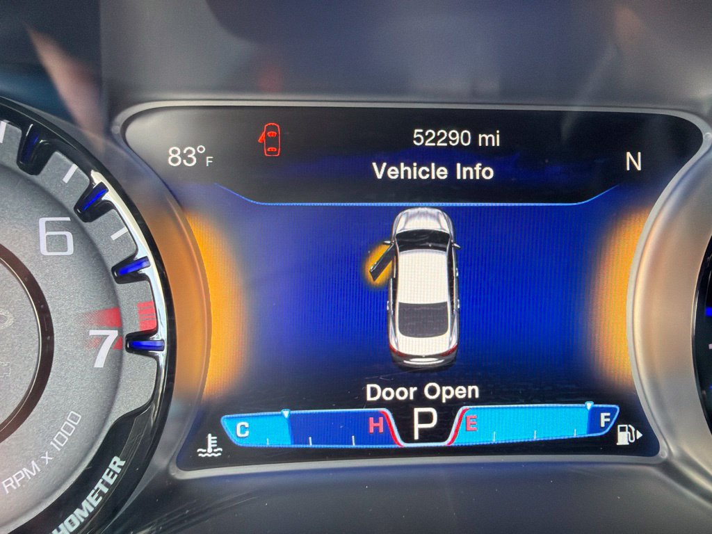 Used 2015 Chrysler 200 S w/ Navigation & Sound Group I FWD image 1