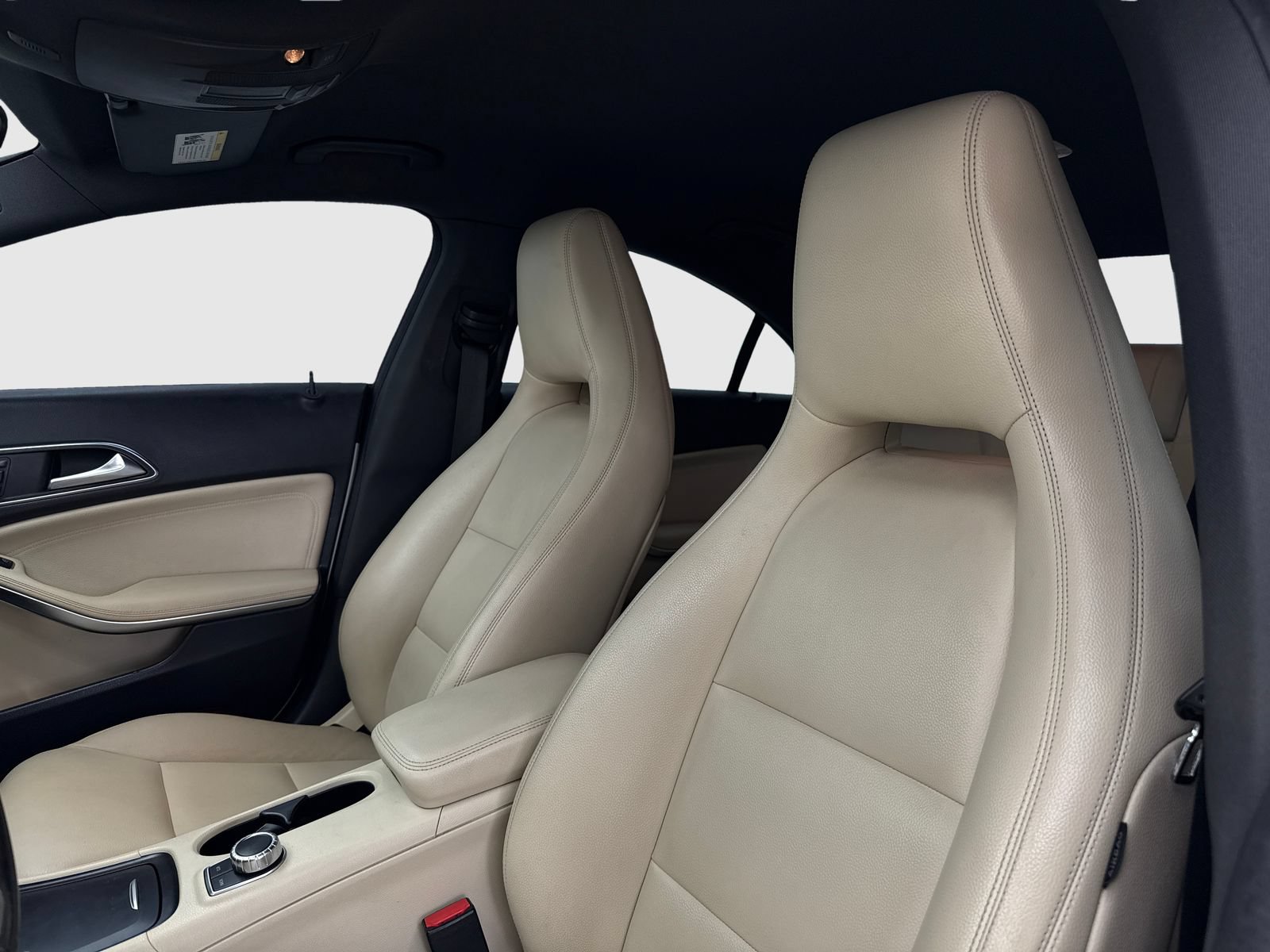 Used 2014 Mercedes-Benz CLA 250 image 15