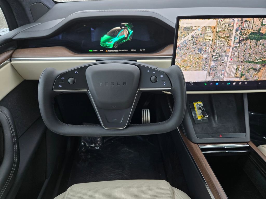 Used 2022 Tesla Model X image 16