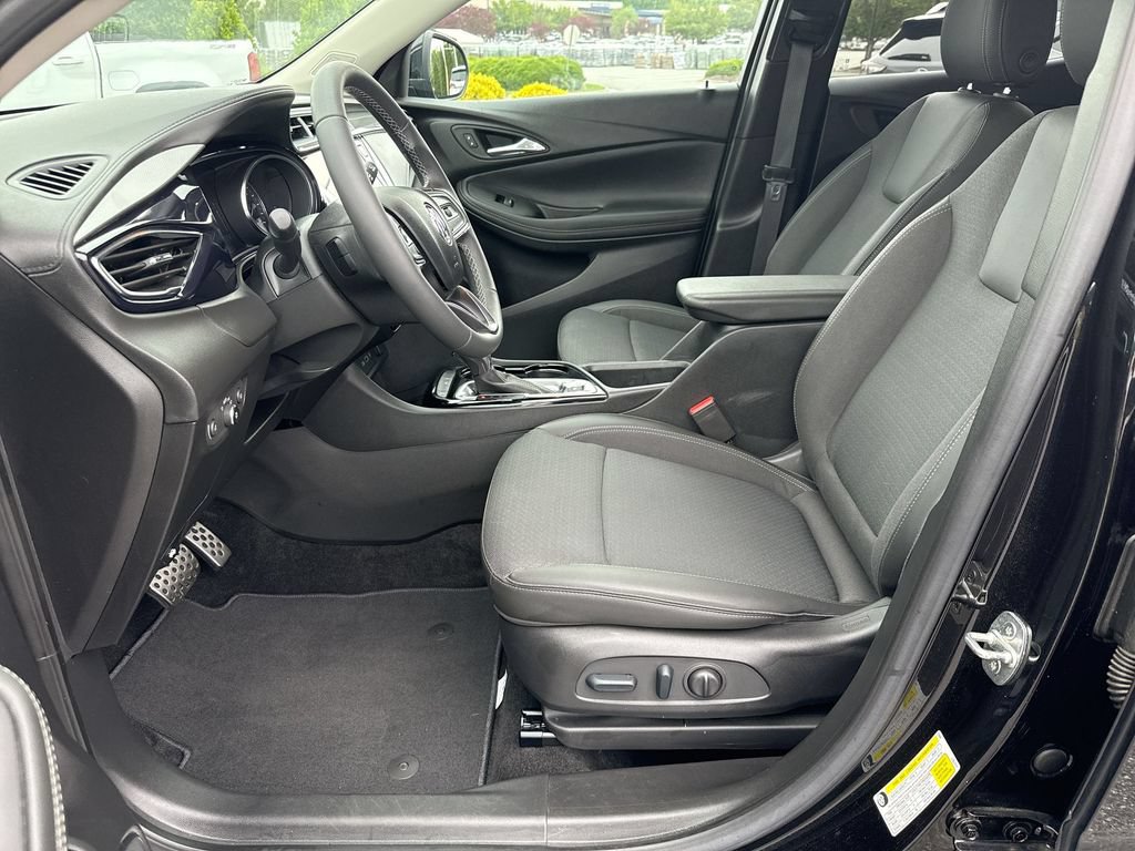Certified 2023 Buick Encore GX Select w/ Sport Touring Package FWD image 21