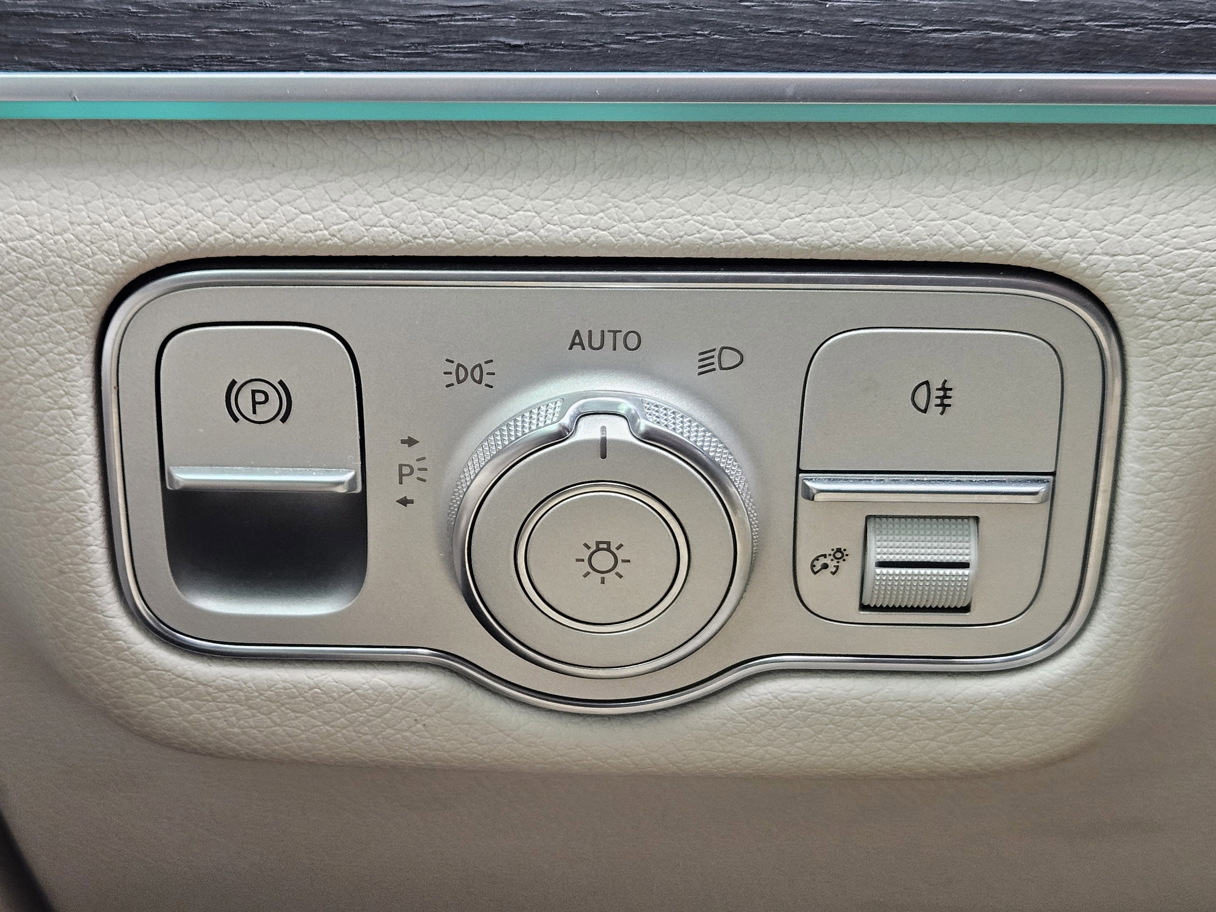 Certified 2020 Mercedes-Benz GLS 450 4MATIC image 22