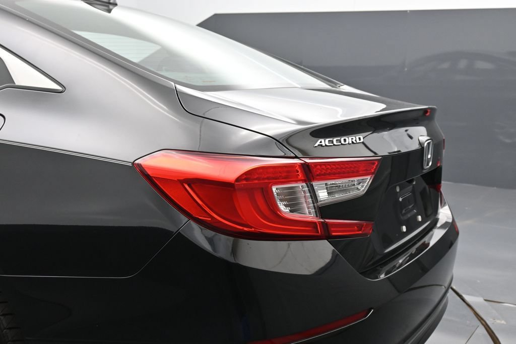 Used 2018 Honda Accord LX image 40