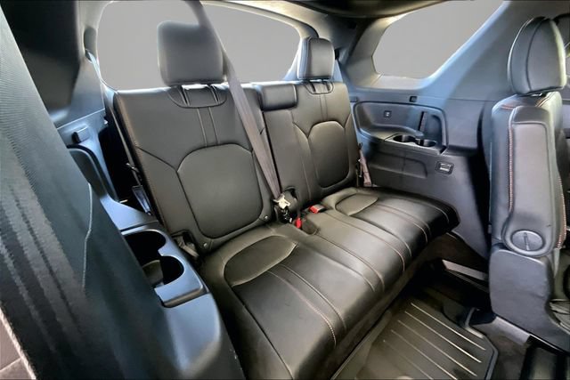 Used 2025 Honda Pilot TrailSport image 30
