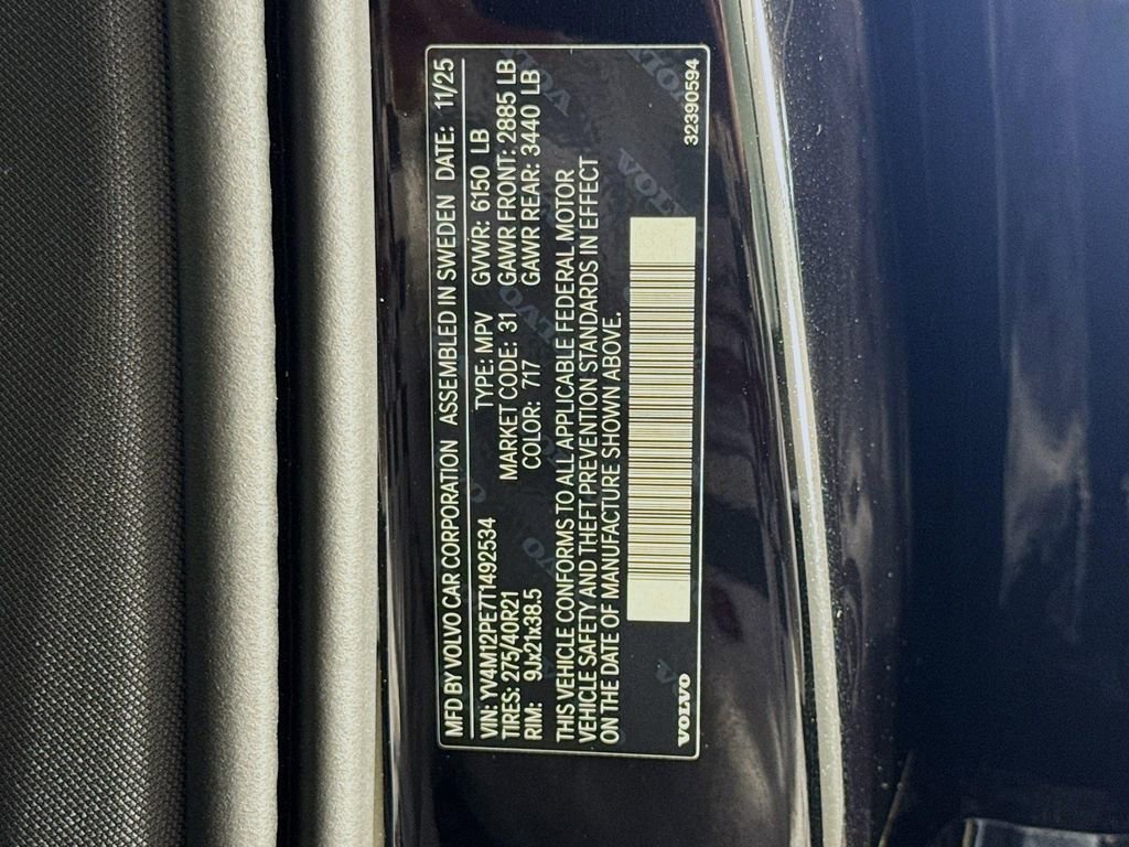 New 2026 Volvo XC90 B5 Plus w/ Protection Package image 32