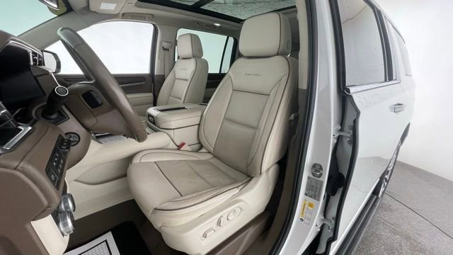 Used 2023 GMC Yukon XL Denali image 33