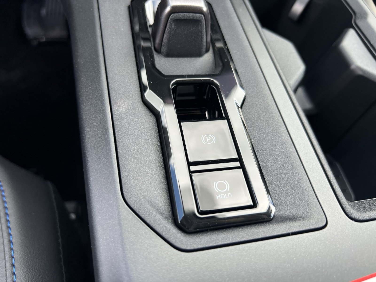 New 2026 Toyota RAV4 XSE AWD/4WD image 25