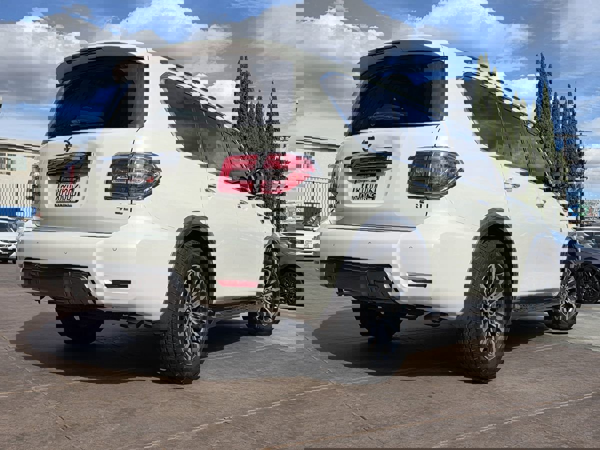 Used 2019 Nissan Armada SL w/ Premium Package image 13