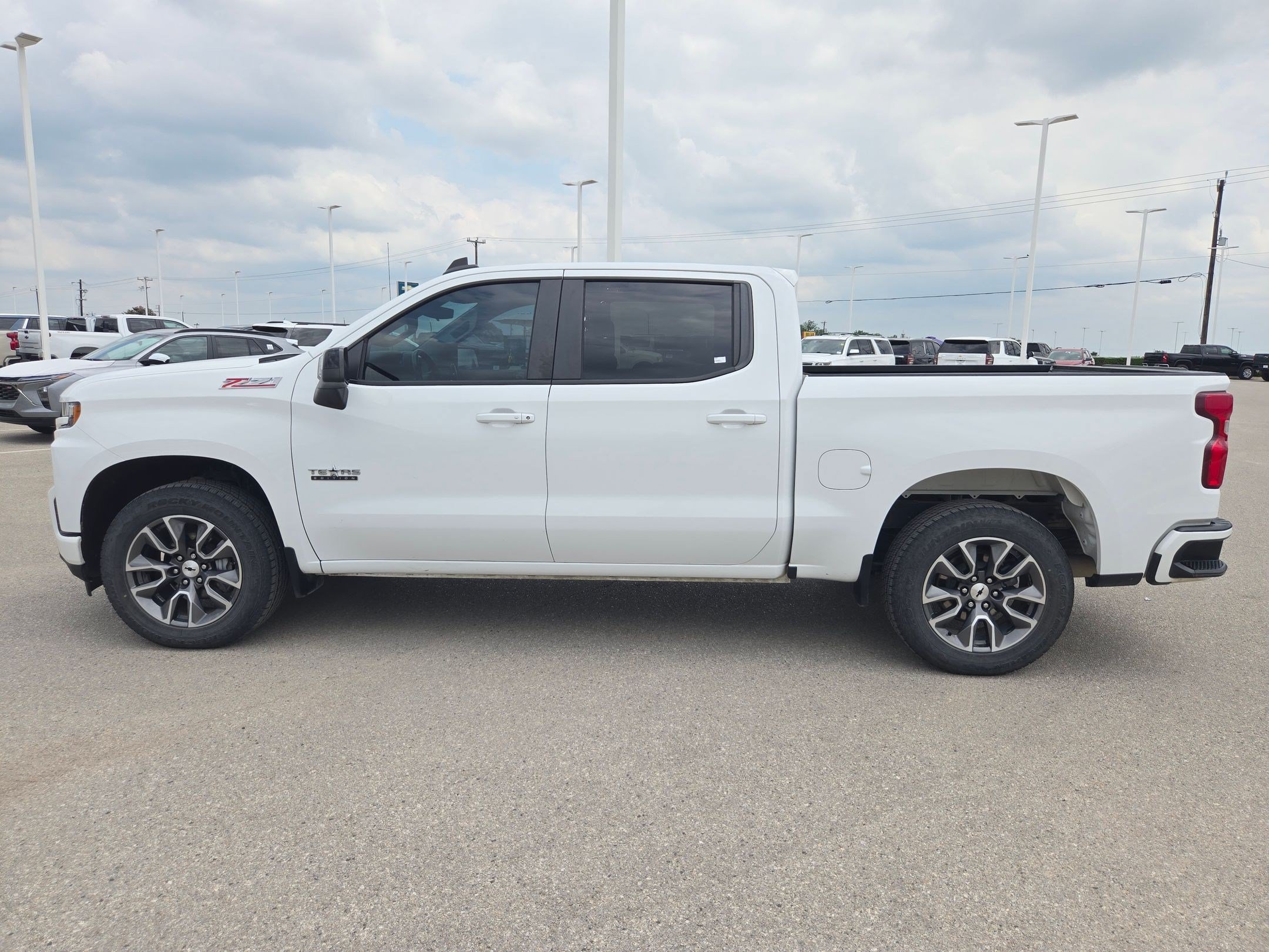 Certified 2020 Chevrolet Silverado 1500 RST w/ Texas Edition AWD/4WD image 6