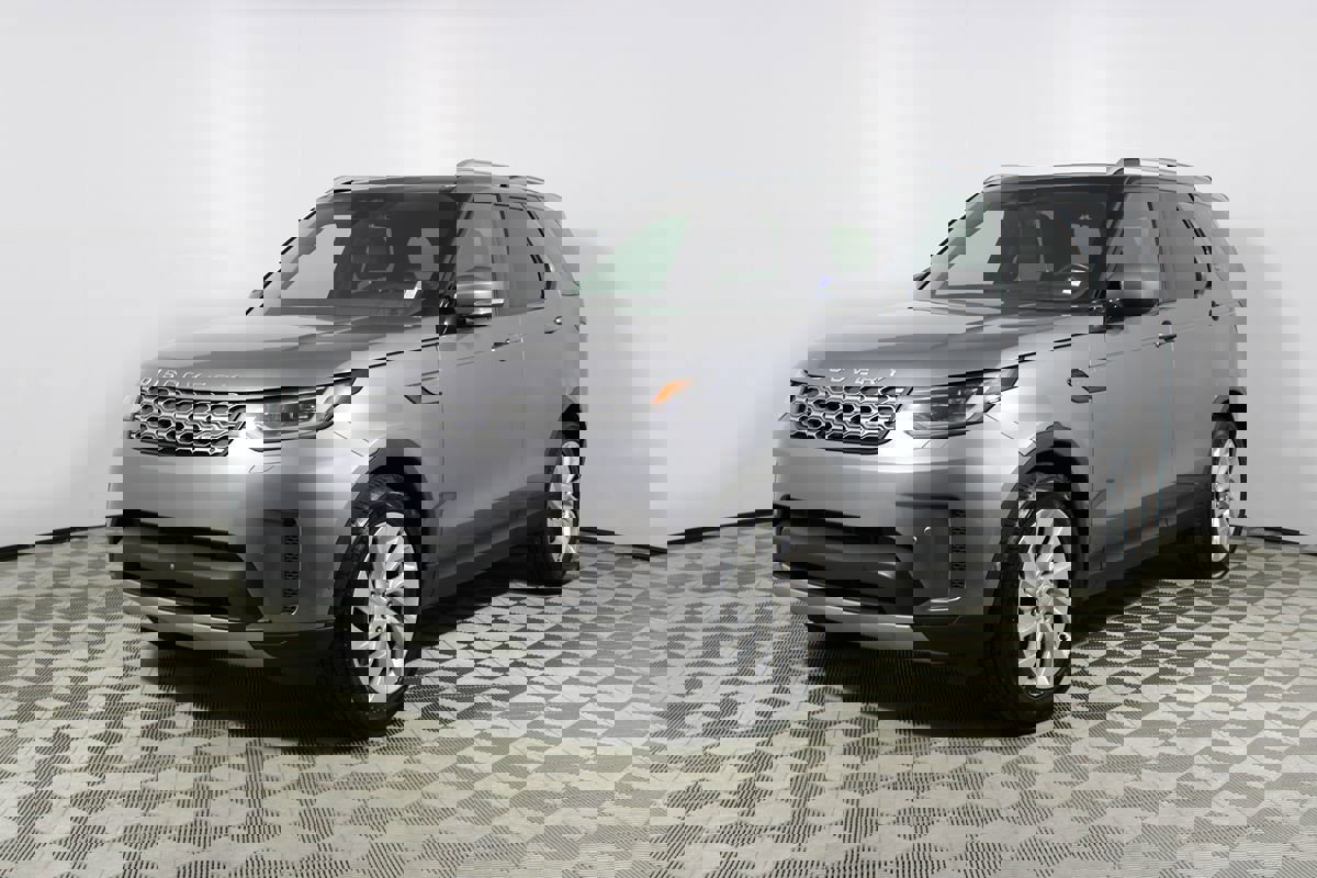 Used 2022 Land Rover Discovery S image 41