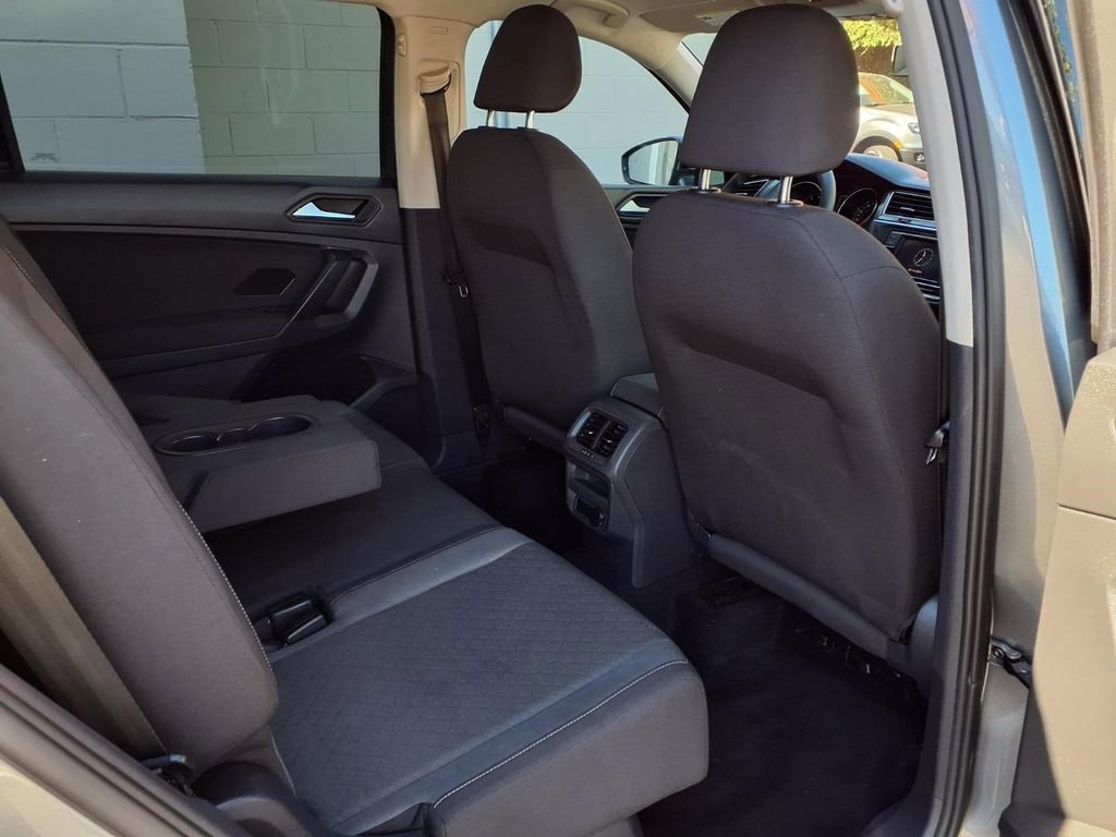 Used 2021 Volkswagen Tiguan S image 20