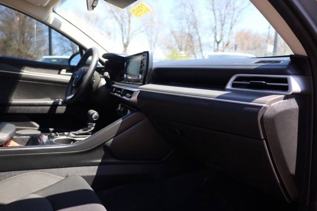Used 2022 Kia K5 LXS image 35