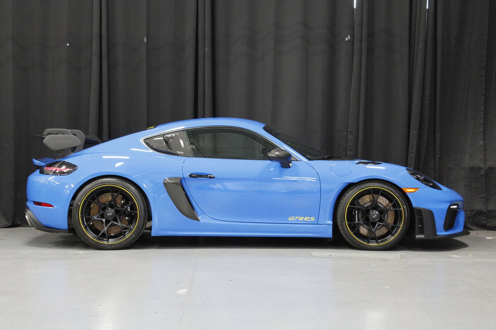Certified 2024 Porsche 718 Cayman GT4 RS RWD image 8