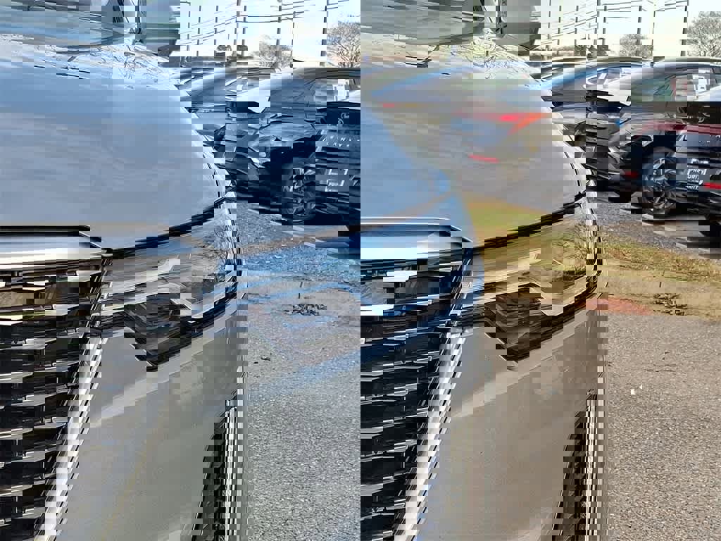 Used 2024 Cadillac XT6 Premium Luxury w/ Technology Package image 9