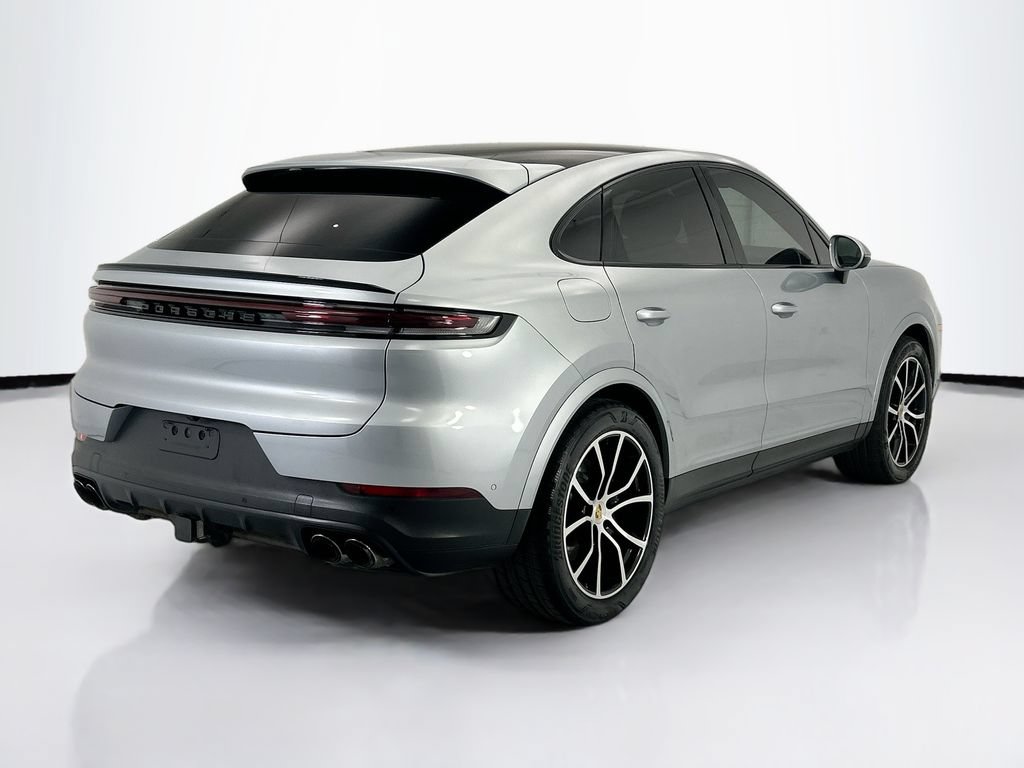 Used 2024 Porsche Cayenne Coupe AWD/4WD image 5