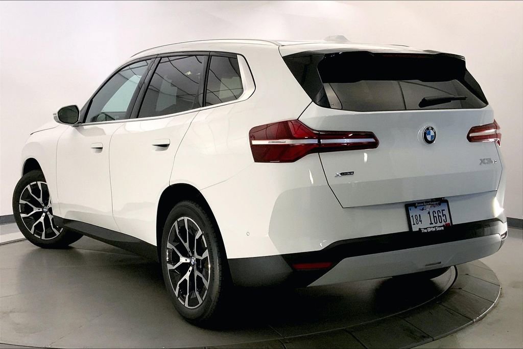 New 2026 BMW X3 xDrive30 w/ Convenience Package image 2