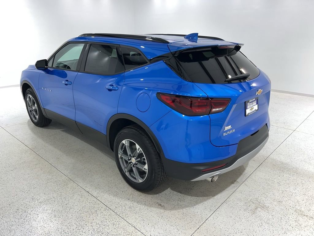 New 2026 Chevrolet Blazer LT w/ Convenience Package FWD image 3