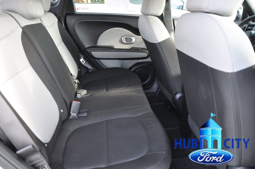 Used 2016 Kia Soul FWD image 14