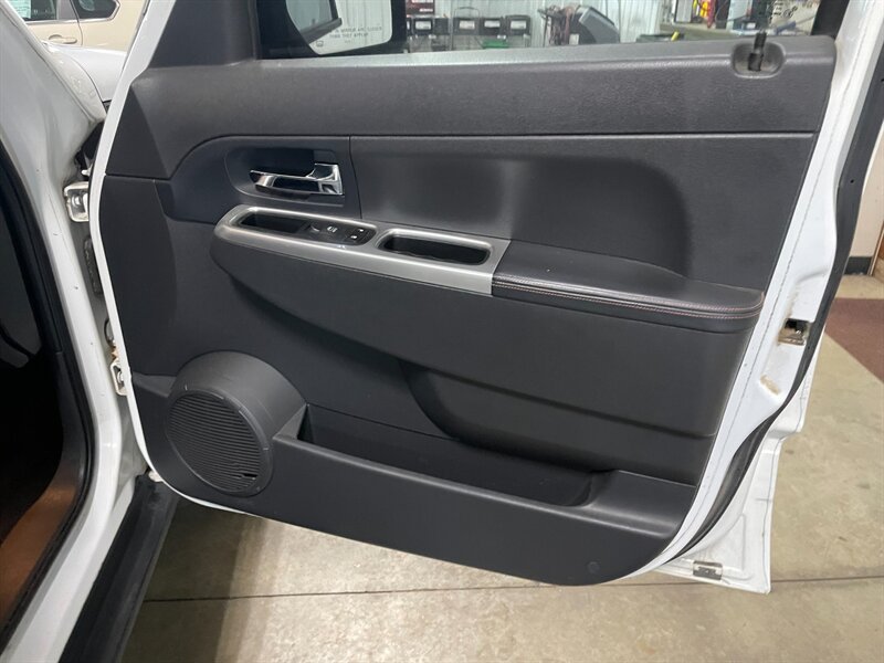 Used 2012 Jeep Liberty Arctic AWD/4WD image 19