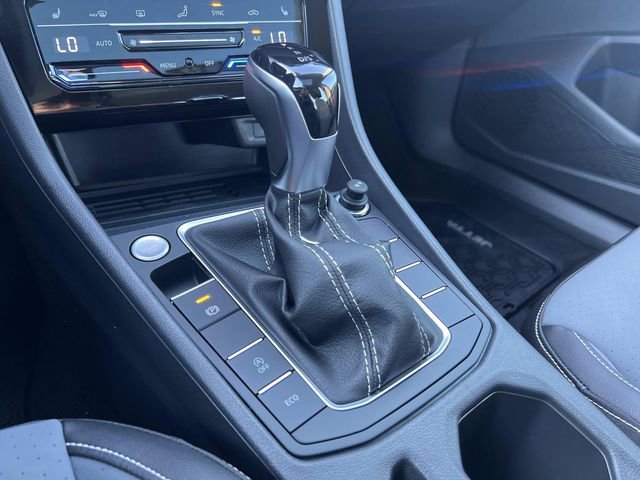New 2026 Volkswagen Jetta SE FWD image 23