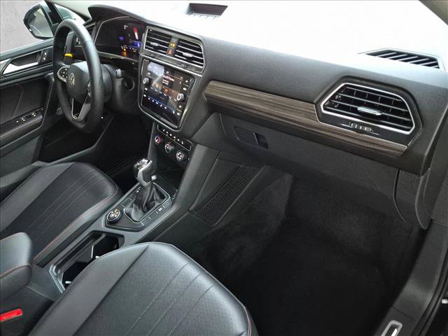 Used 2024 Volkswagen Tiguan Wolfsburg Edition AWD/4WD image 20