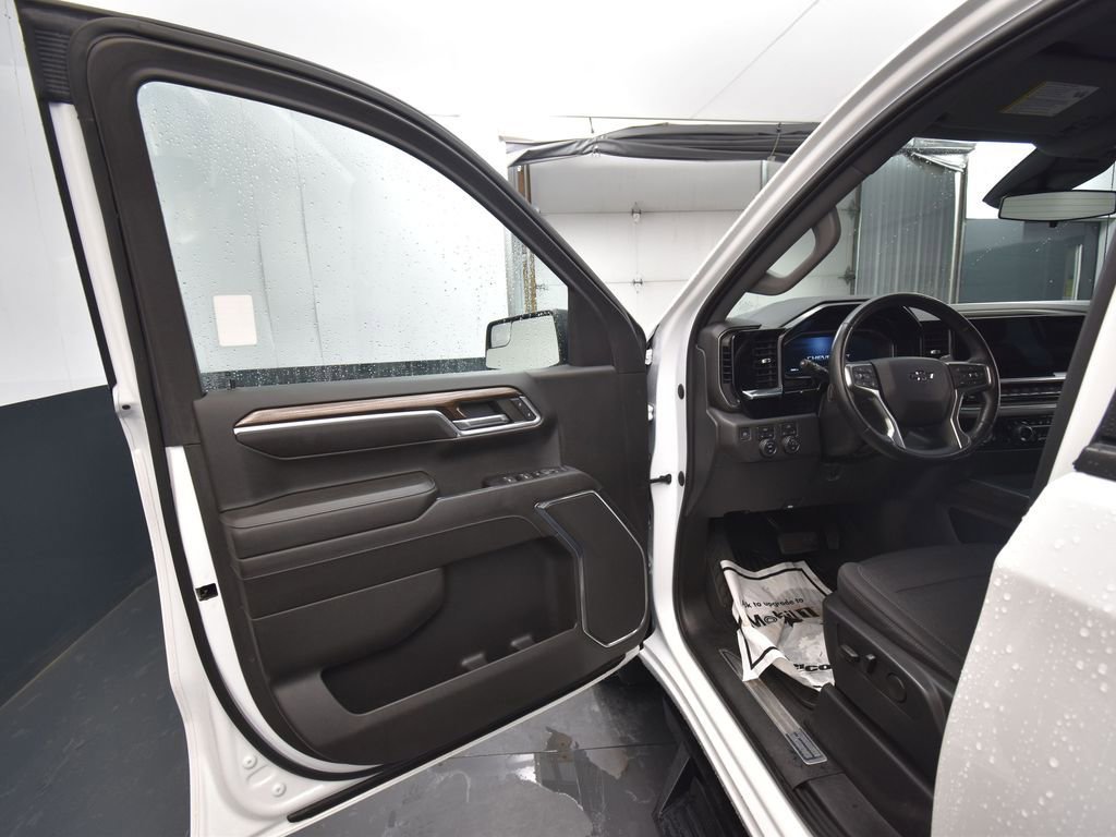 Certified 2022 Chevrolet Silverado 1500 RST image 8