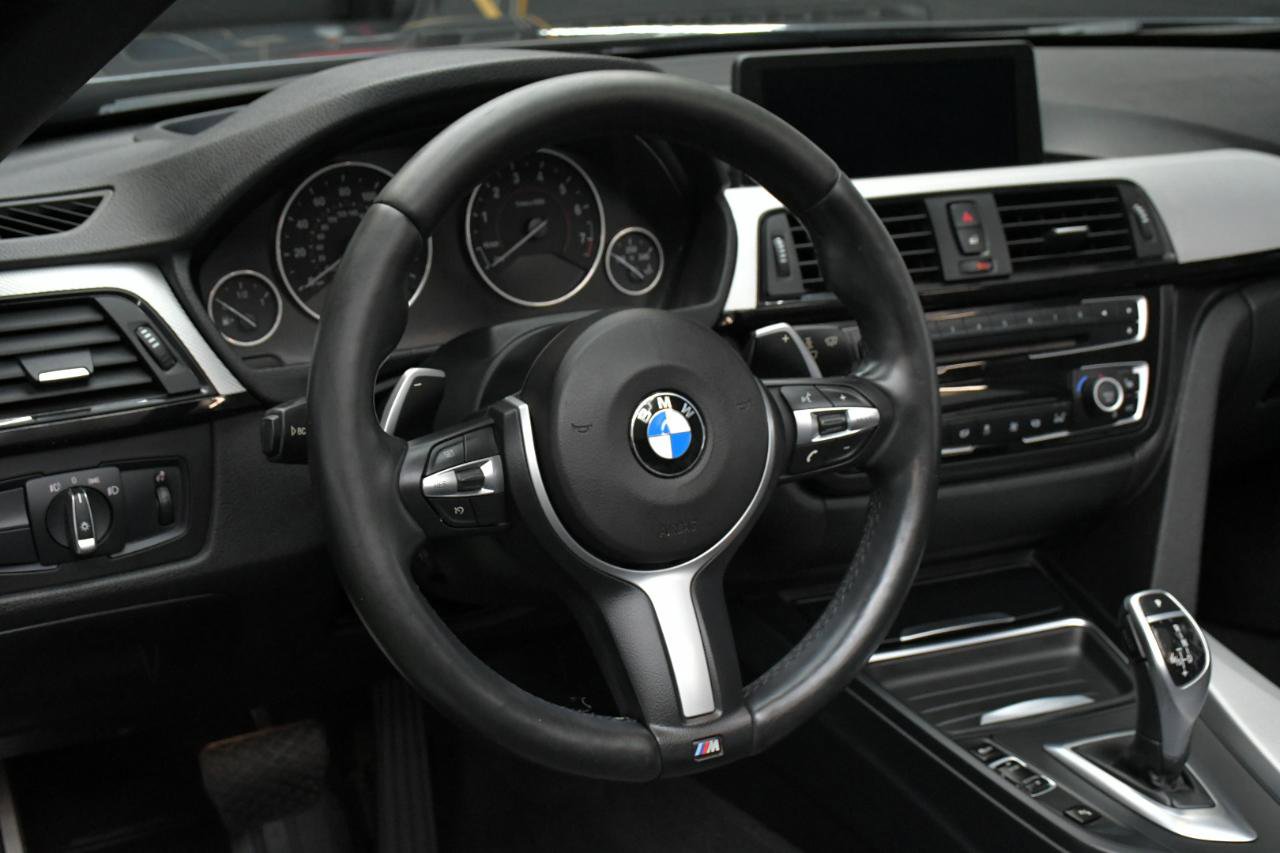 Used 2014 BMW 435i Convertible image 22