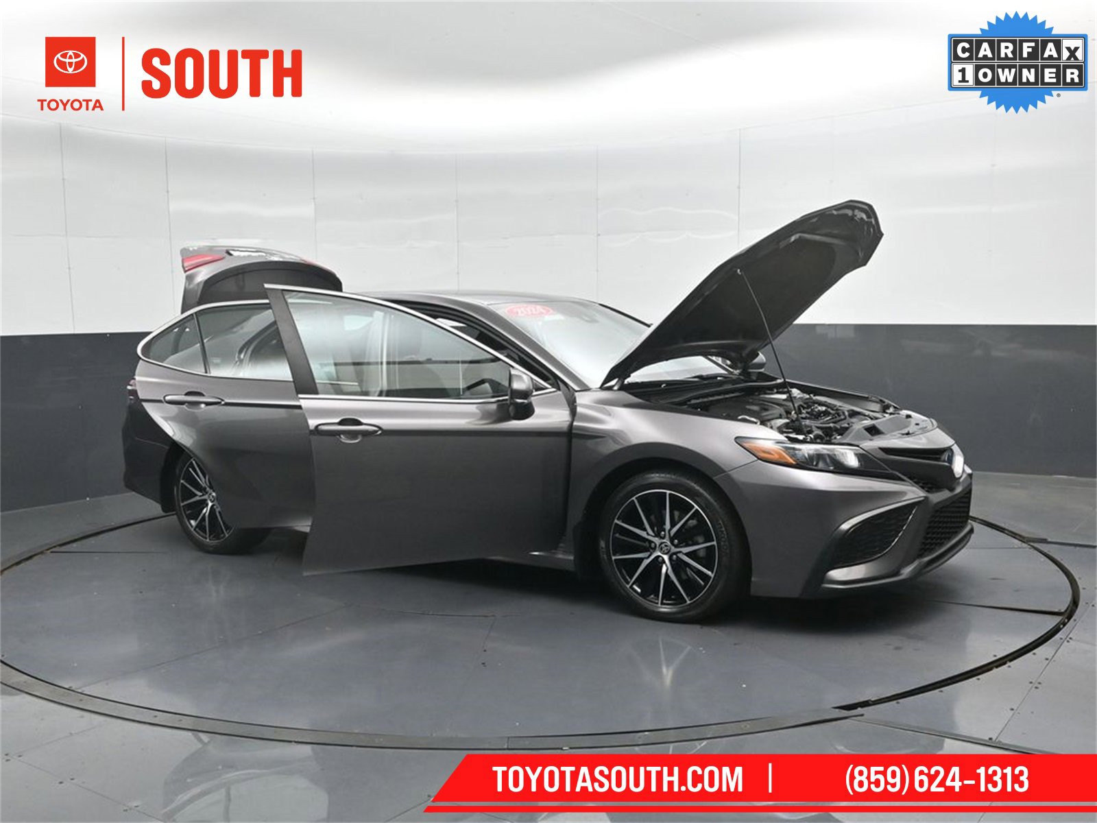 Used 2024 Toyota Camry SE image 57