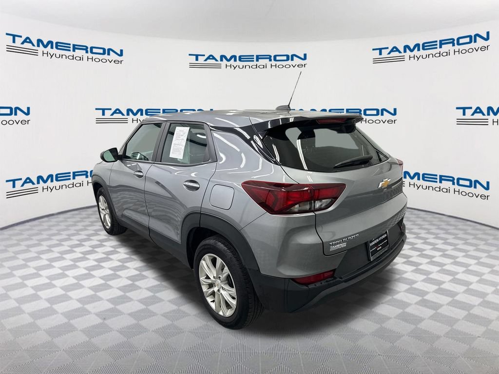 Used 2023 Chevrolet TrailBlazer LS FWD image 3