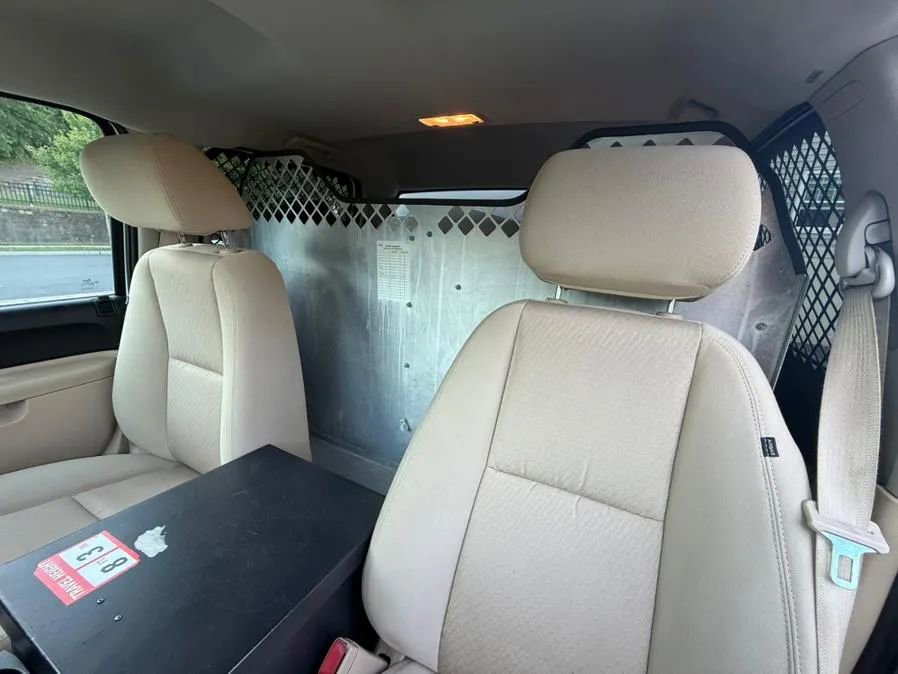 Used 2011 Chevrolet Silverado 1500 2WD Crew Cab Hybrid image 15