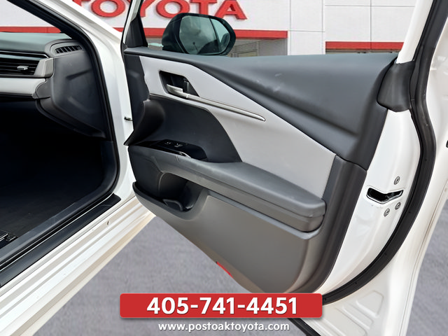 Used 2025 Toyota Camry SE w/ Multimedia Upgrade Package FWD image 35