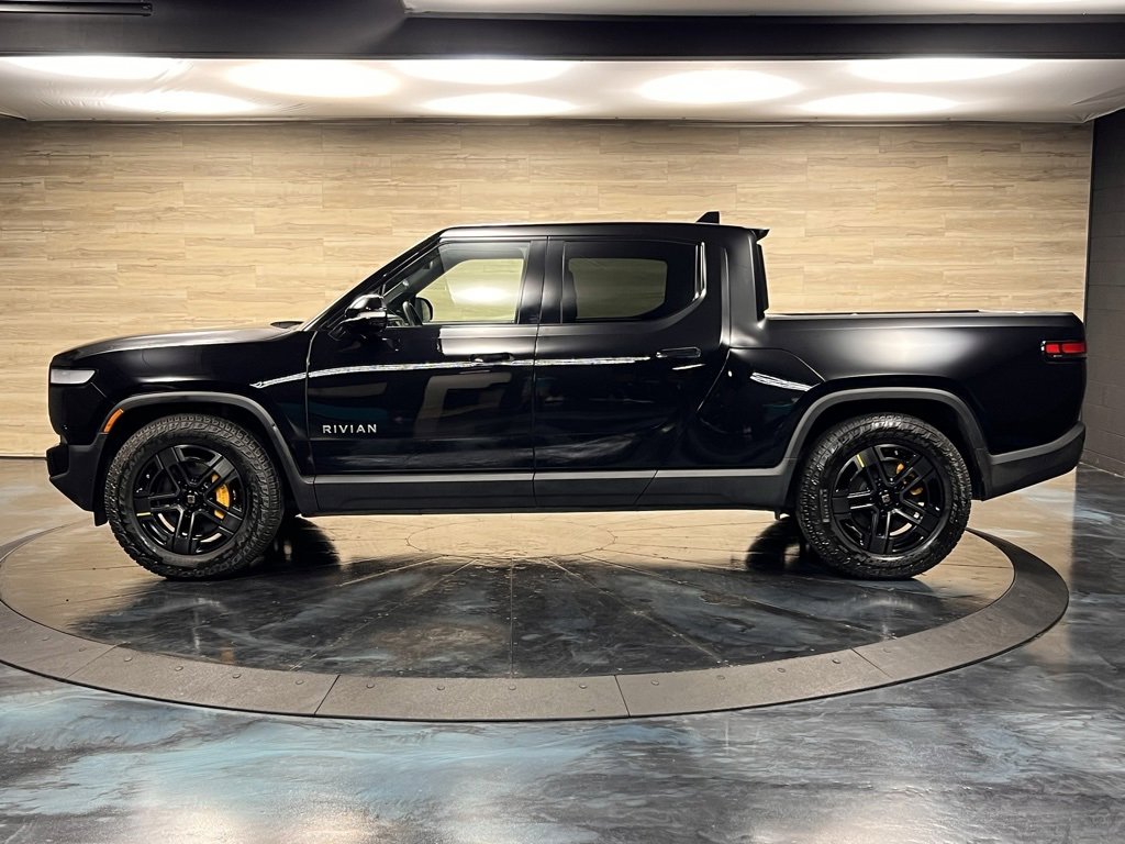 Used 2022 Rivian R1T Adventure image 19