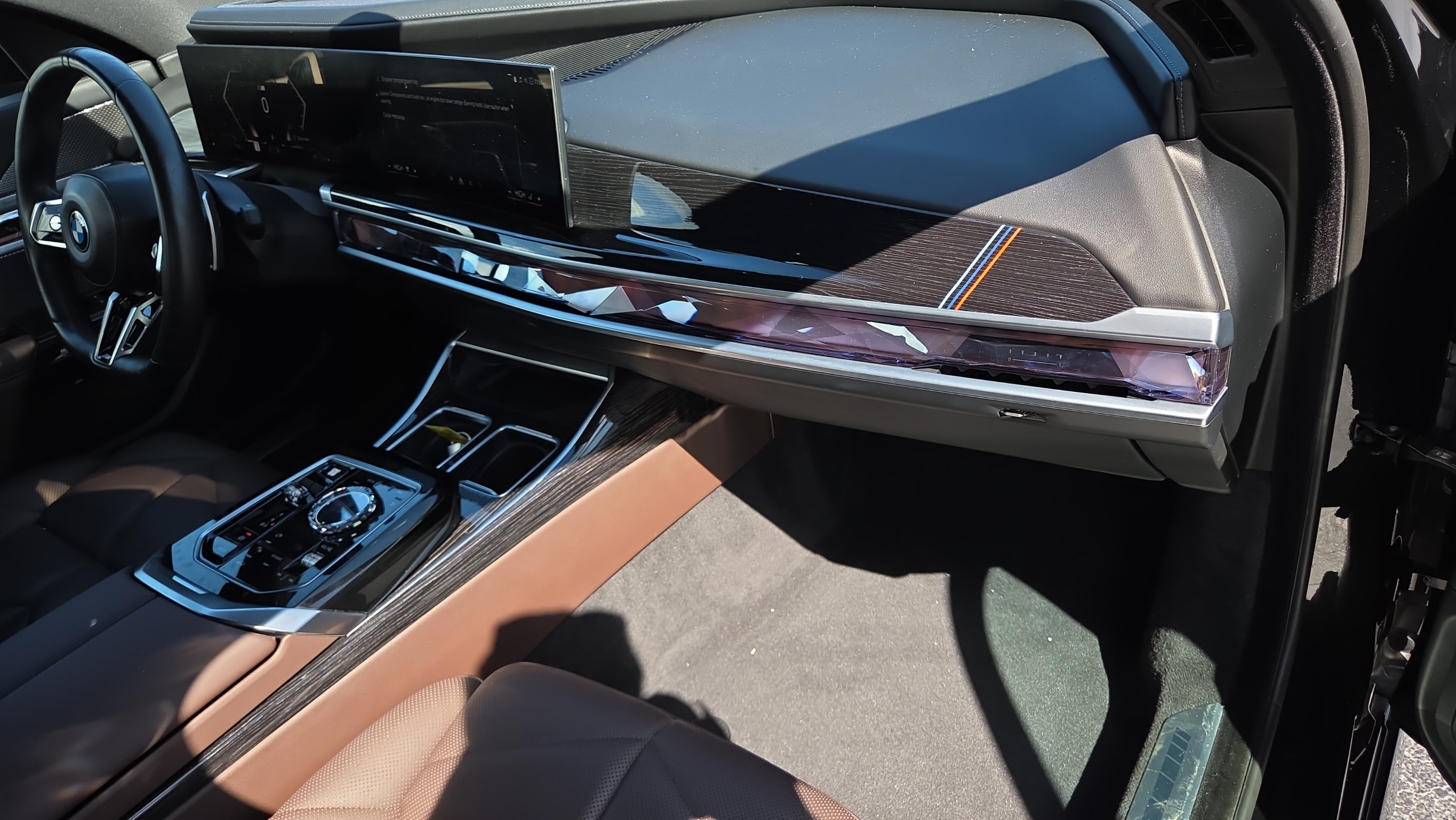 Used 2023 BMW 740i RWD image 15