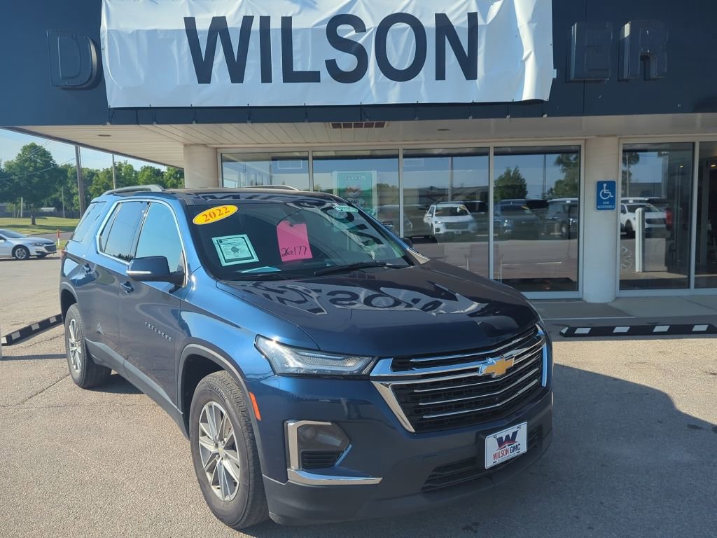 Used 2022 Chevrolet Traverse LT
