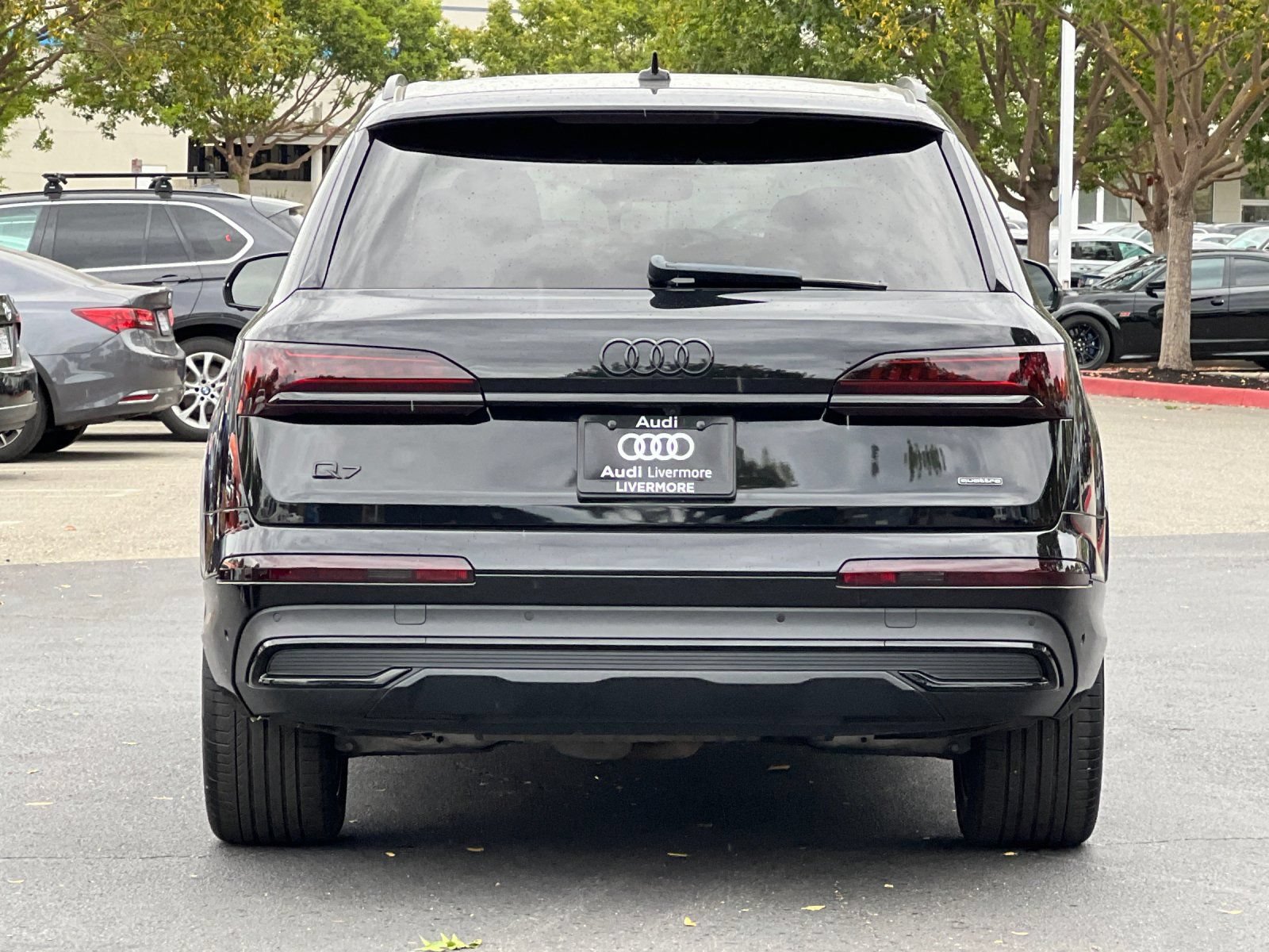Used 2022 Audi Q7 3.0T Premium Plus w/ Premium Plus Package AWD/4WD image 5