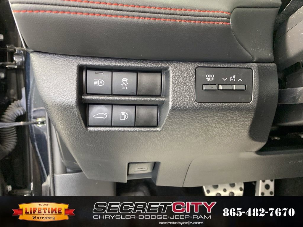 Used 2021 Toyota Avalon TRD image 13