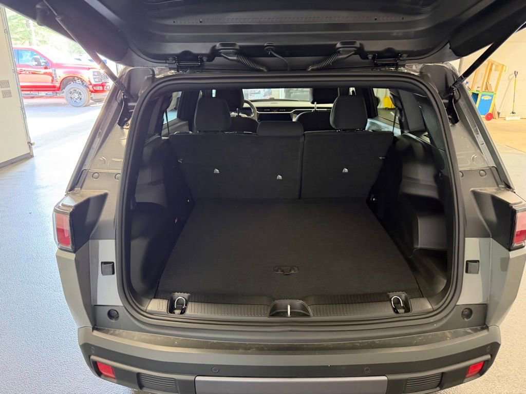 New 2026 Jeep Cherokee Laredo AWD/4WD image 6