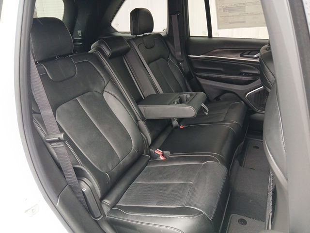 New 2026 Jeep Grand Cherokee Limited AWD/4WD image 23