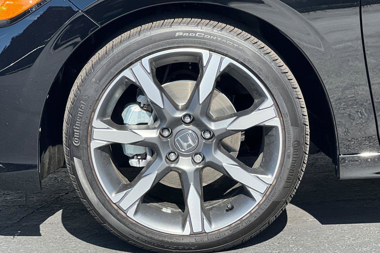 Certified 2026 Honda Civic Sport Touring image 30