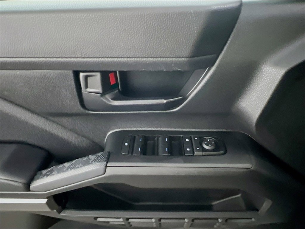 Certified 2024 Toyota Tacoma SR5 image 18
