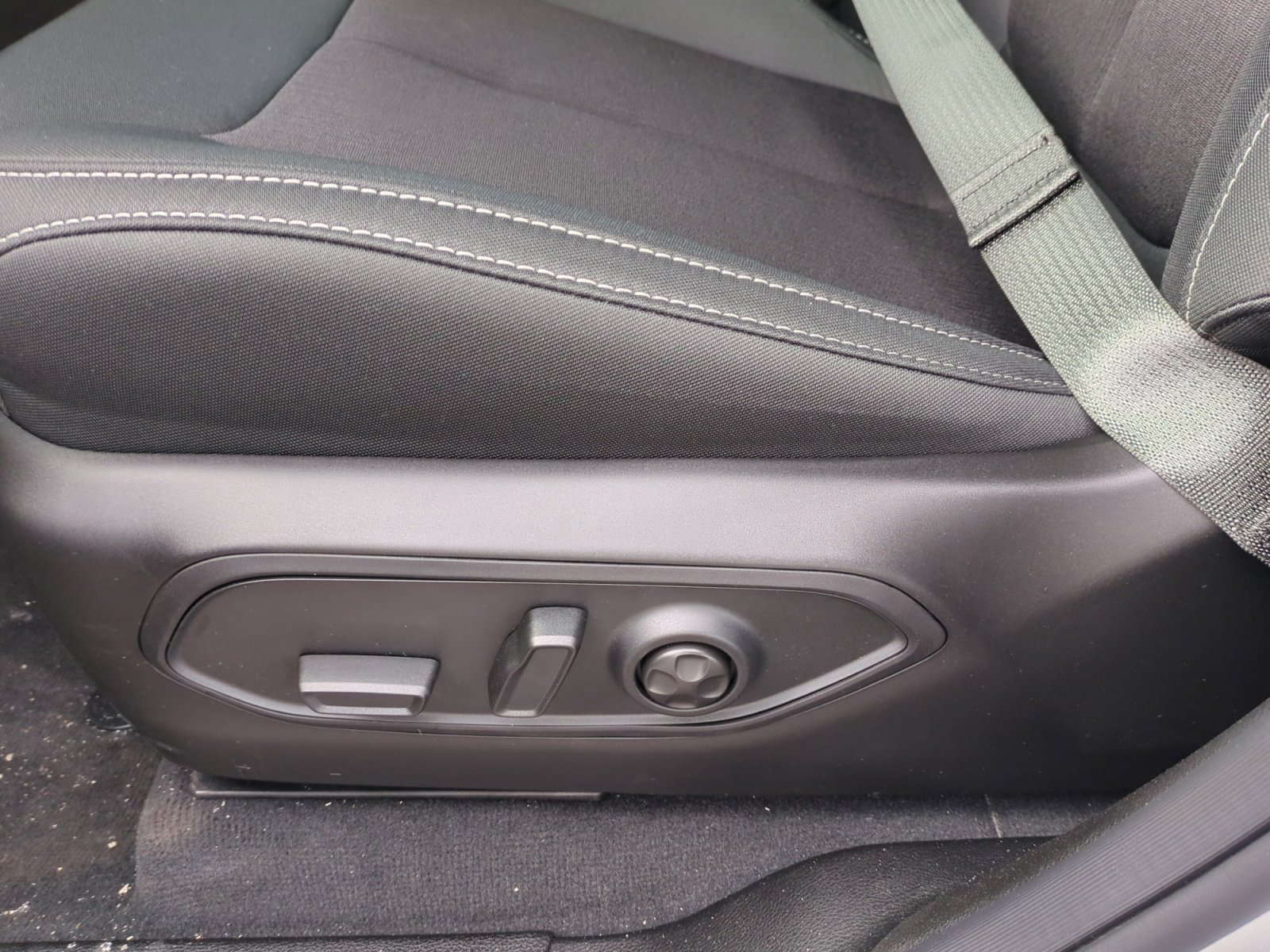 New 2026 Jeep Grand Cherokee Laredo X image 14