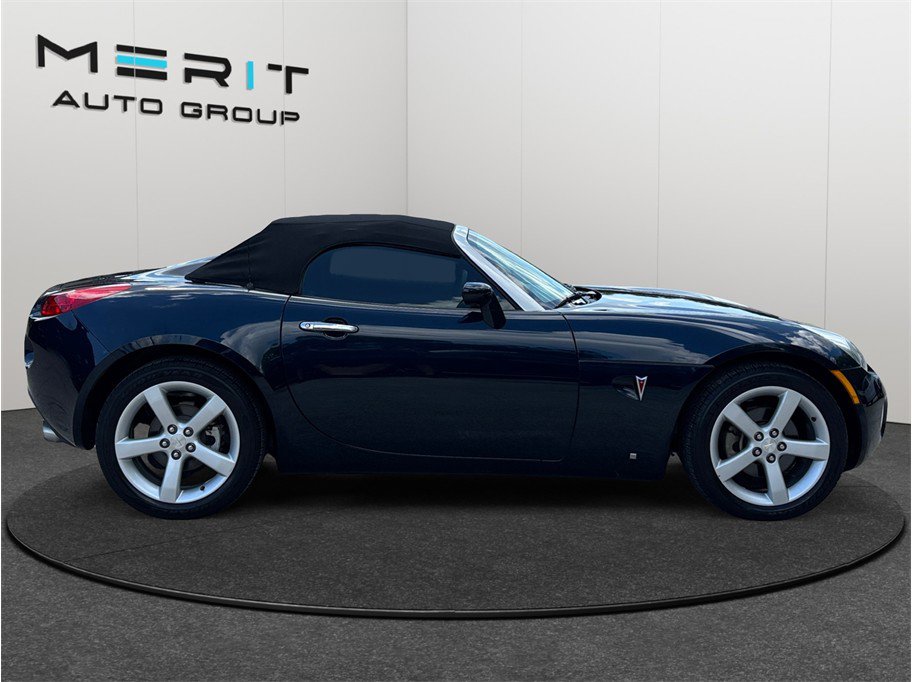Used 2007 Pontiac Solstice Convertible w/ Preferred Package RWD image 10