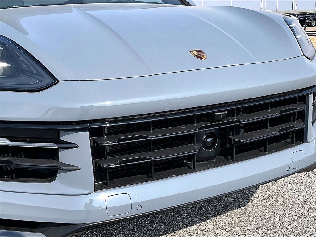 New 2026 Porsche Cayenne Coupe image 23